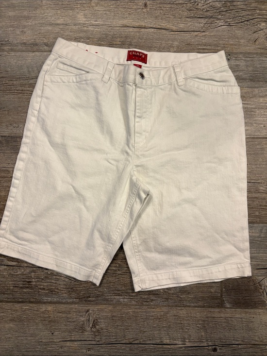 Chaps Pants - *** Chaps women’s white Bermuda shorts size 12